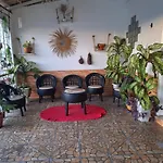 Quarto Triplo Com Banheiro Em Pousada E Restaurante