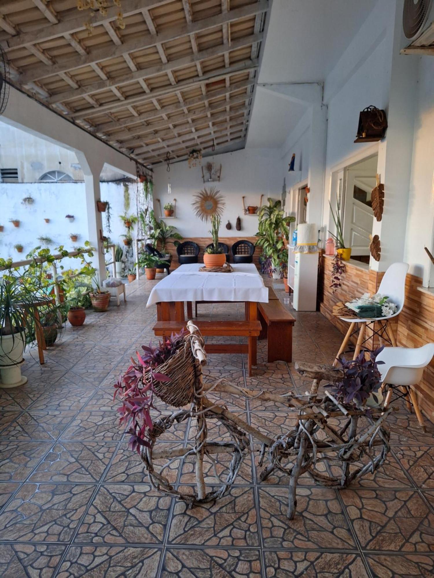 Triplo Com Banheiro Em E Restaurante Manaus